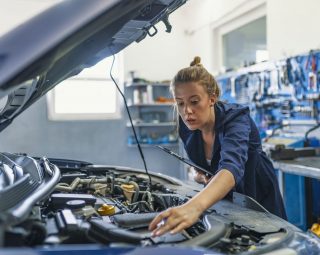 Flushing Car A/C System With Alcohol