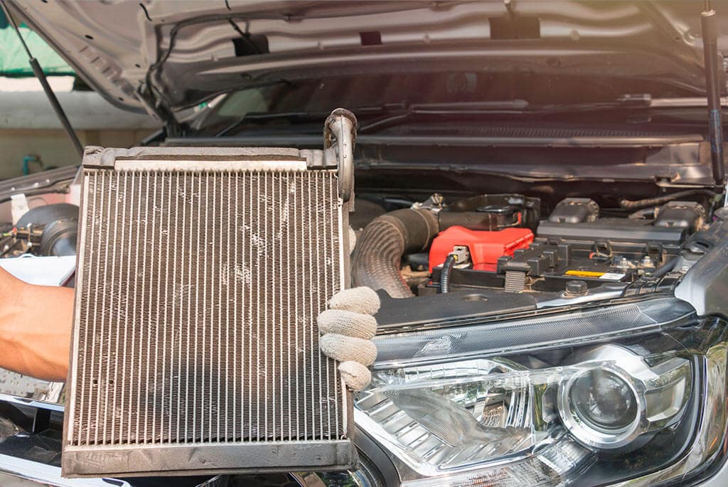 Symptoms Of A Bad Car A/C Condenser R & Y A/C Compressors®