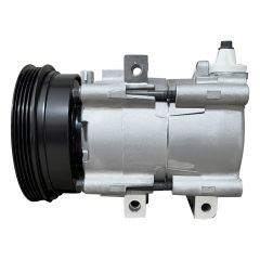 1995 Hyundai Elantra GL 1.6L A/C Compressor and Clutch (EH154)