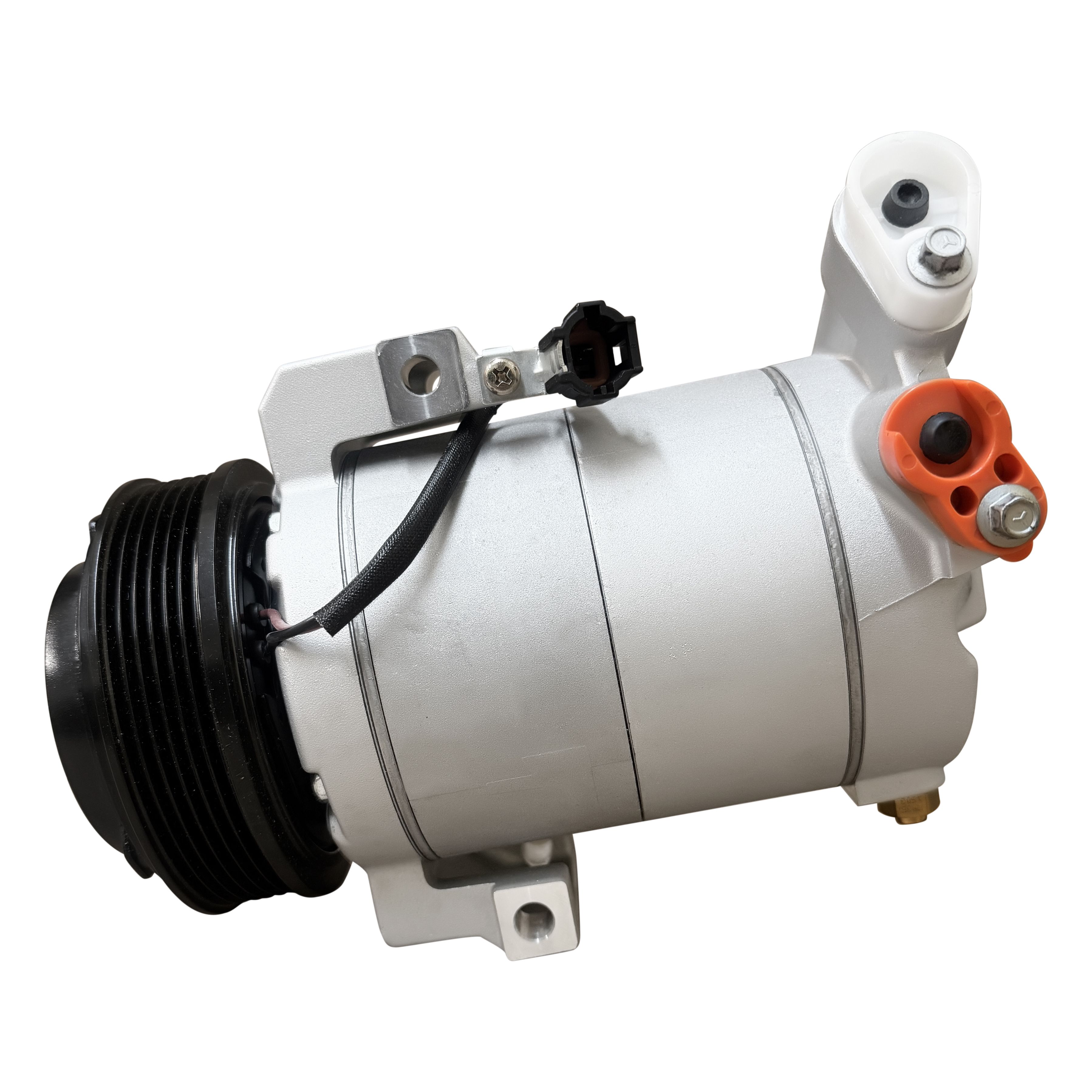 2017 Nissan Titan XD SV 5.0L A/C Compressor and Clutch (AD-1526N)